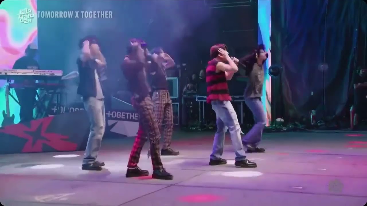 TXT Live Performance FROST — LOLLAPALOOZA