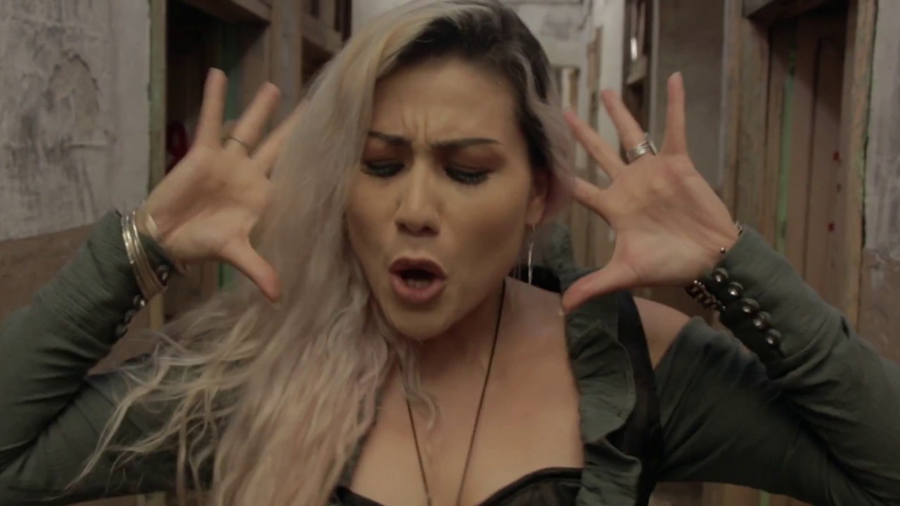 Erszebeth - Parafilia VIDEO OFICIAL