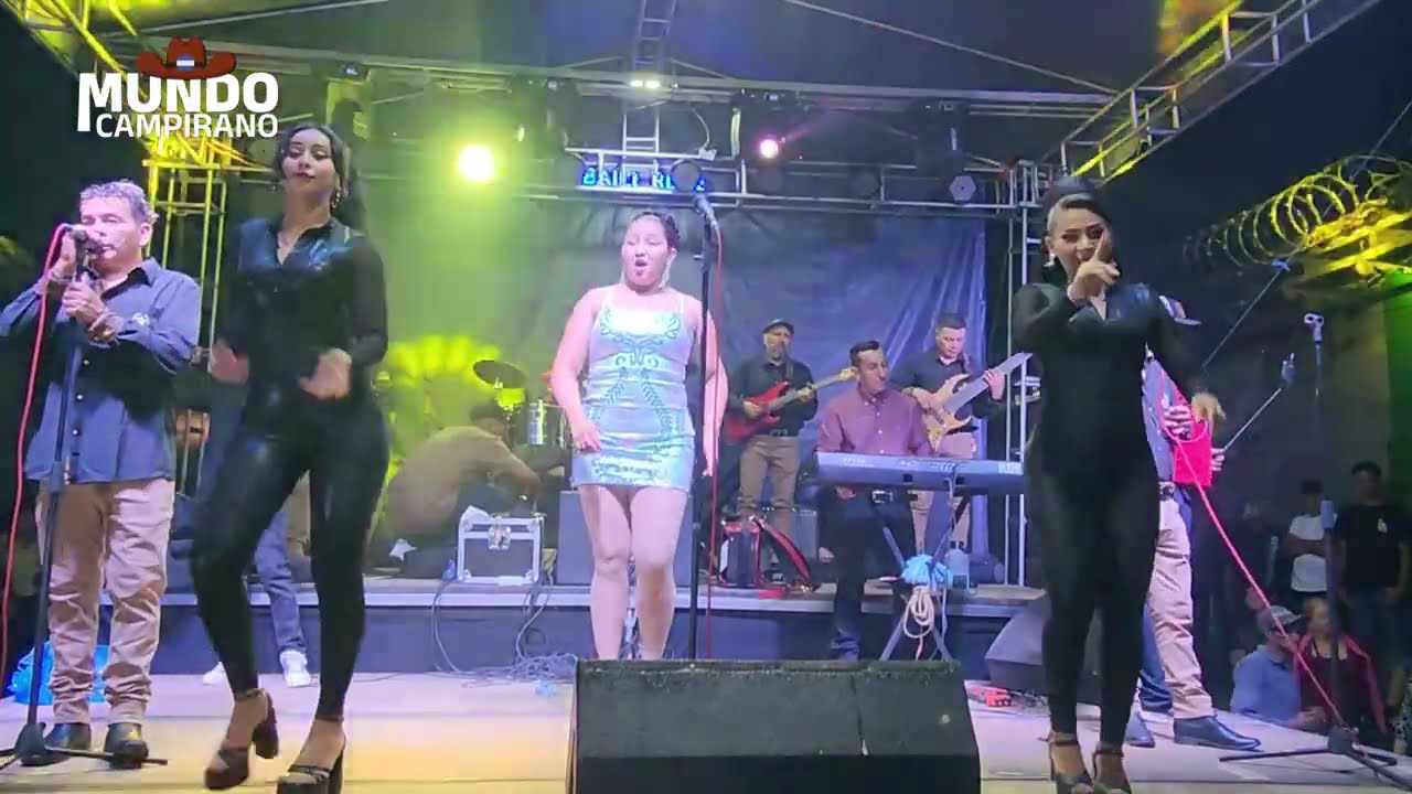 Las Bellas Bailarinas de Rene y su chanchona