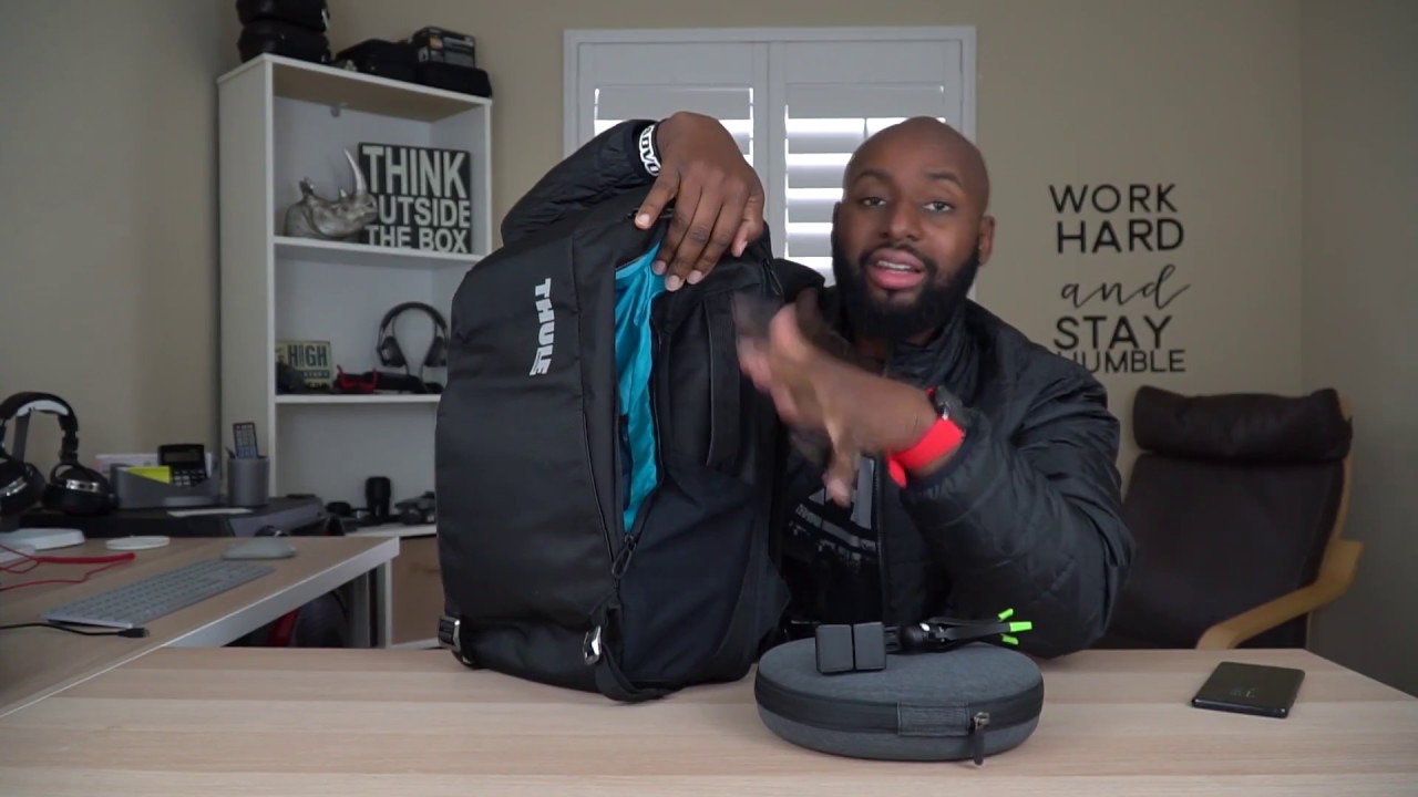Thule Accent Backpack 28L: What's In My Bag?!