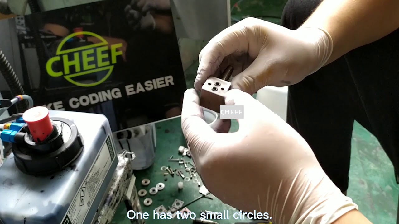 What are the cleaning and precautions of Domino A120 inkjet printer valve?