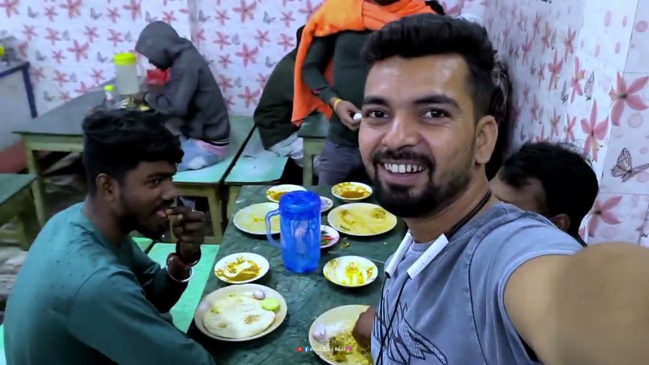 বর্তমানে বিখ্যাত ট্রাভেলস এ আমরা | Currently, we at Famous Travels | Road King bhai truck driving