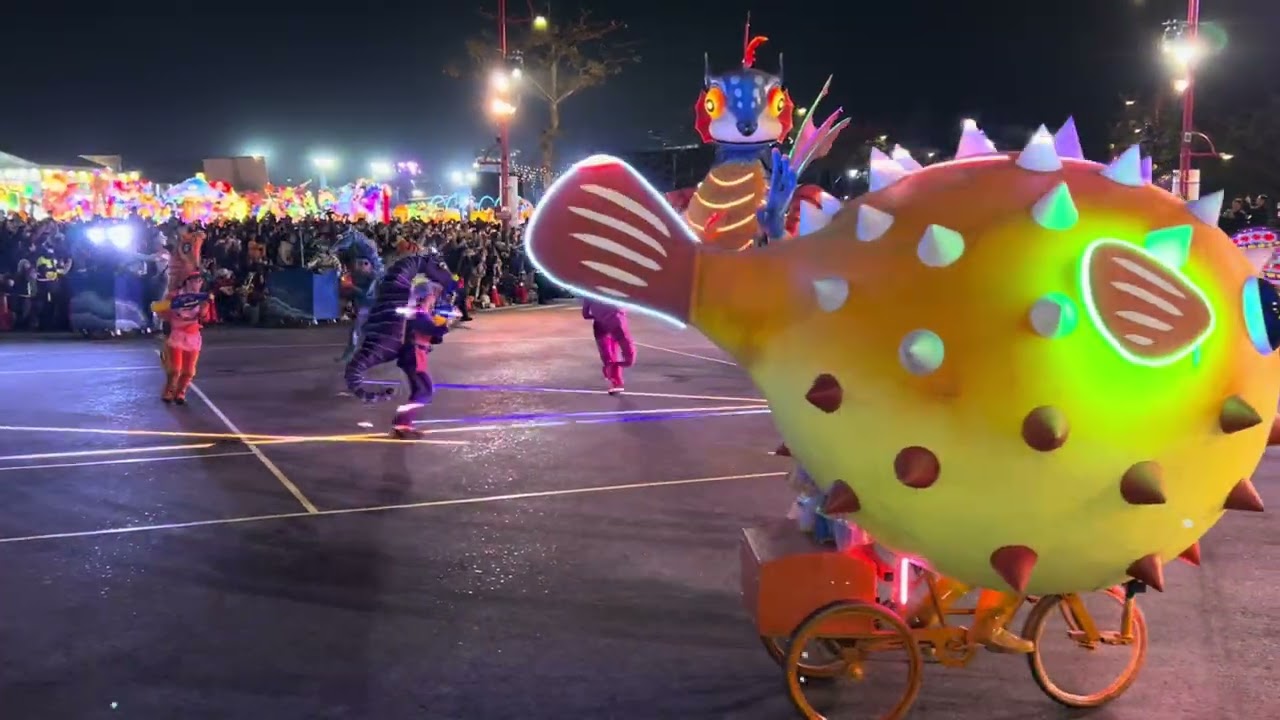 嘉義燈會大遊行壓軸表演：睡魔燈籠、雨馬一鏡到底版