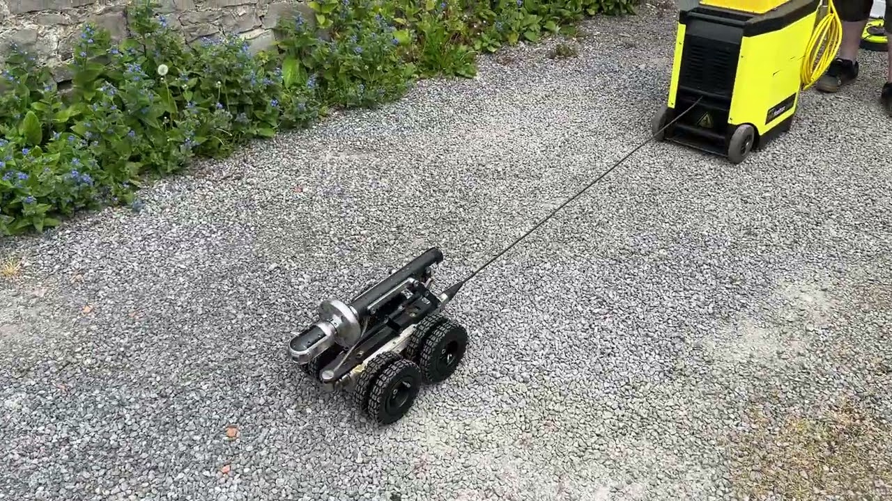 Pearpoint Flexitrax P350 Crawler System with Large P356 Steerable Crawler for Drain Inspection