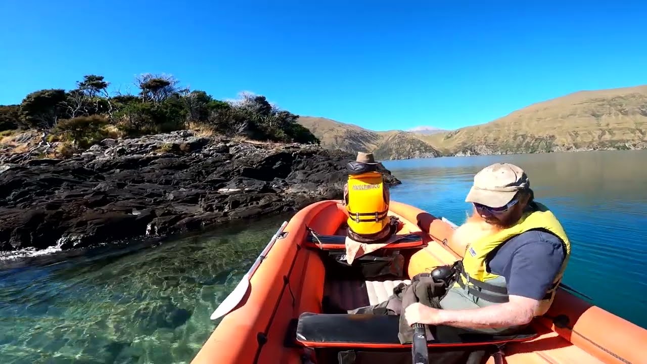 A sunny day up at Lake coleridge