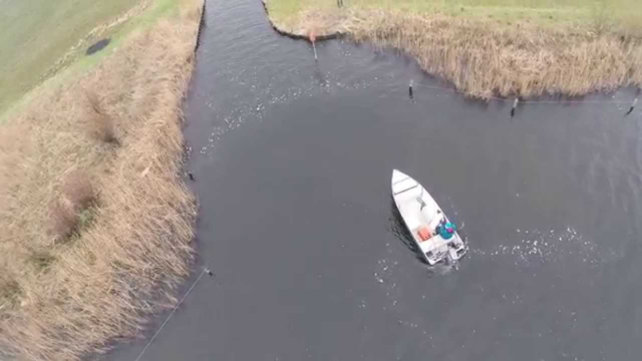 Quicksilver 450 DLX + 40HP Yamaha 2 Stroke | Drone
