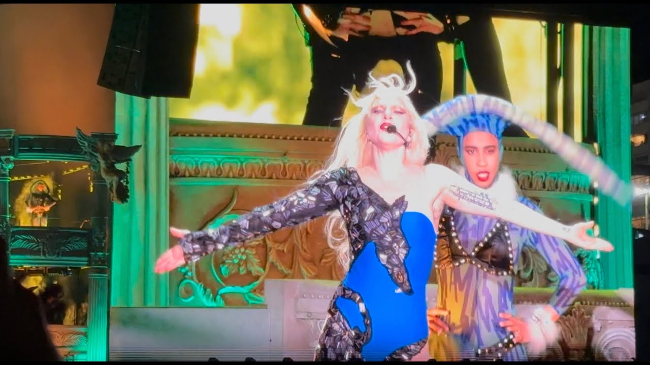 Lady Gaga - Killah (@ Copacabana - Mayhem On The Beach) Little Monsters Pit view