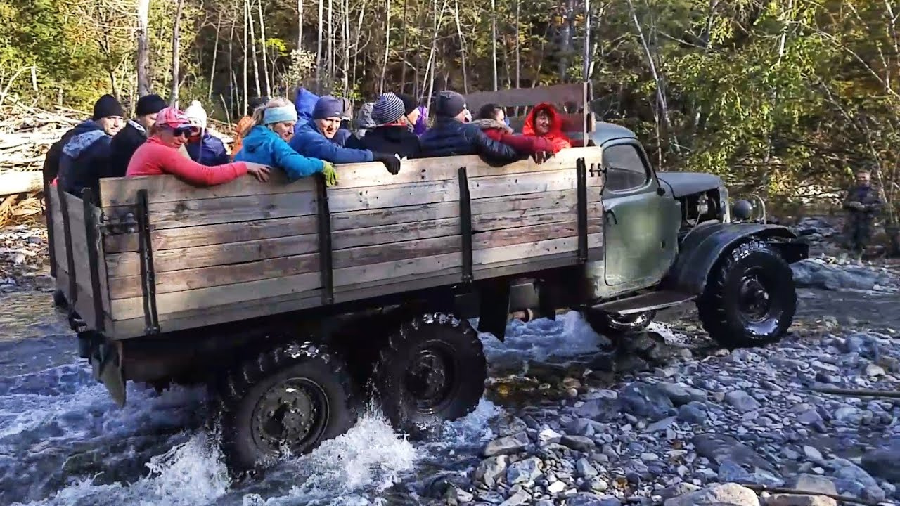ХОТЕЛИ НА ГОРУ ОЛЬХОВУЮ И НА ГОРУ ЛЫСУЮ ЗАЕХАТЬ на своих ДЖИПАХ. Дороги нет, только пешком.