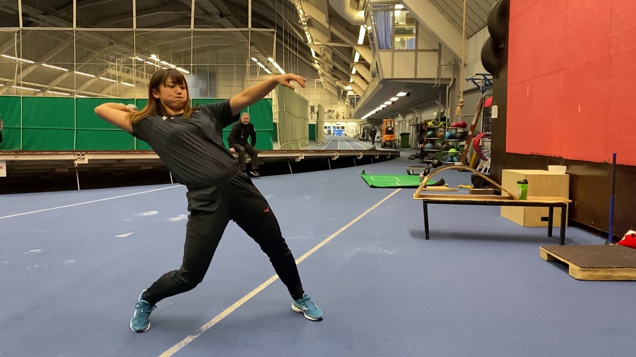 Building up strong and fast arm for javelin throw