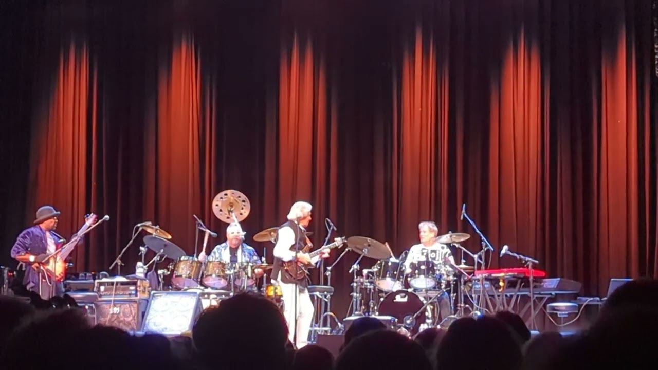 John McLaughlin - live at Volkhaus Zurich 2023