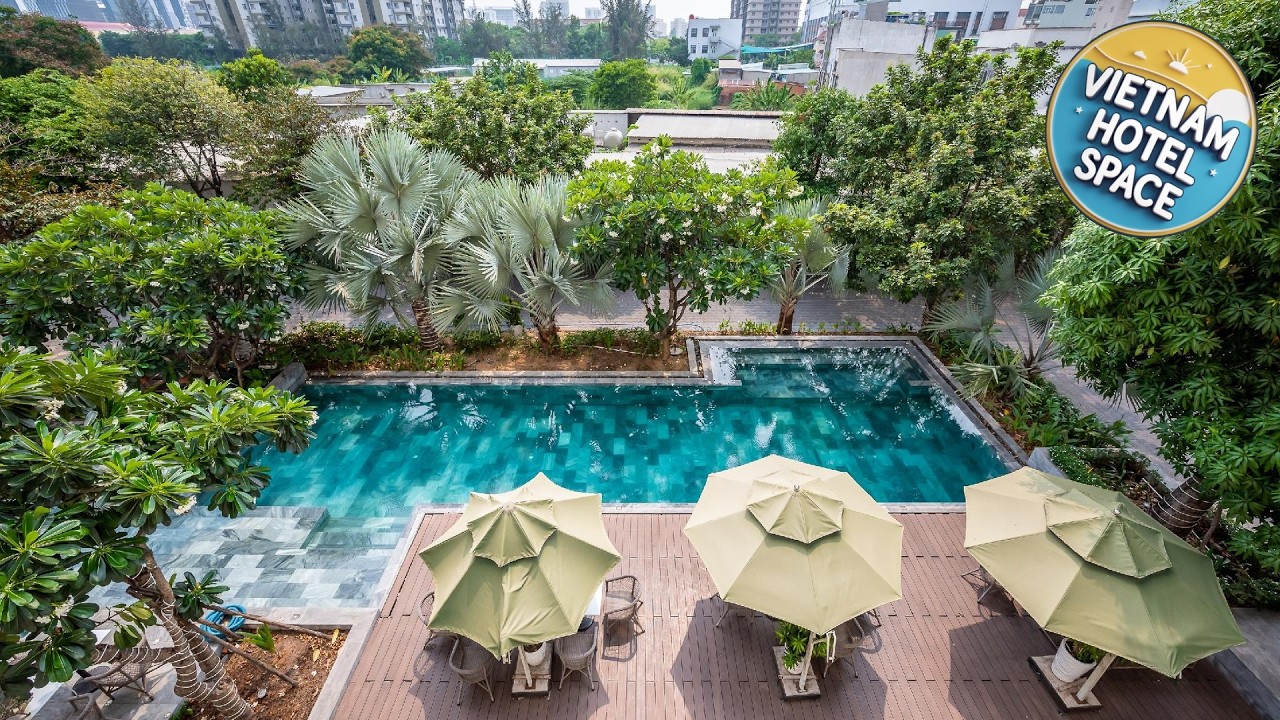Cozrum Lux - Sonata Imperial | Ho Chi Minh City, Vietnam | Hotel Review 🏨