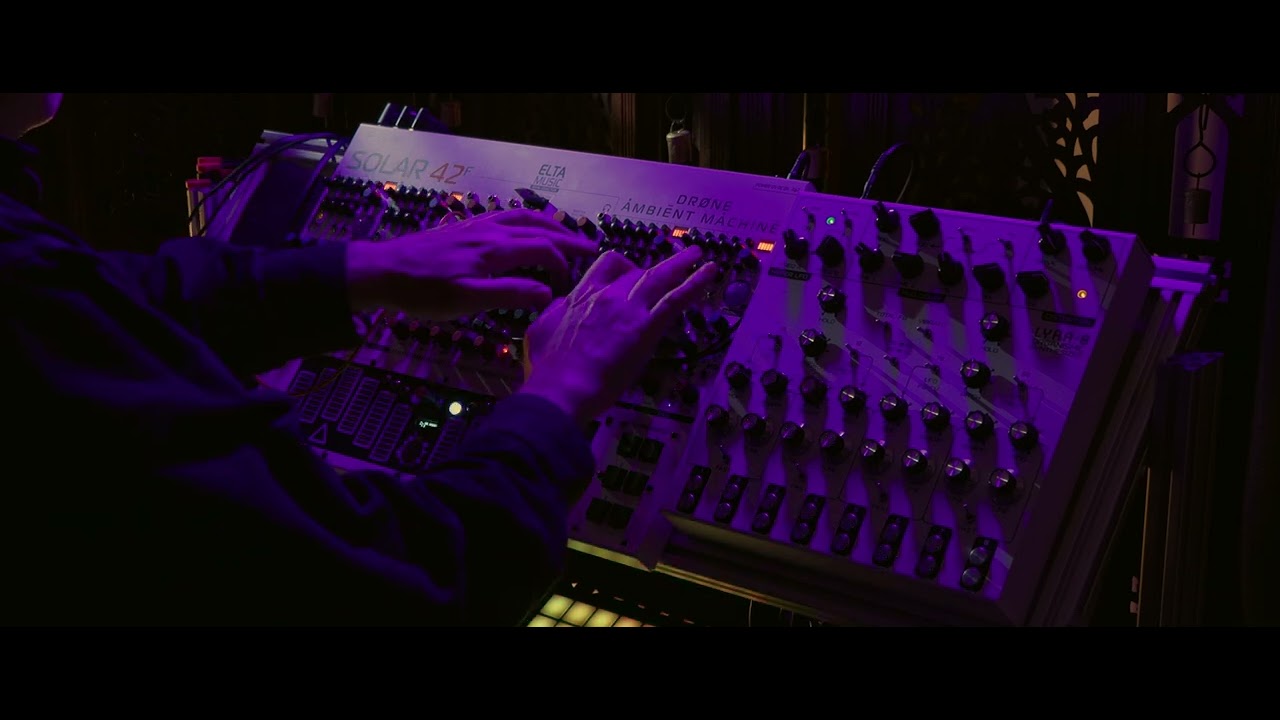 Soma Lyra 8 played through Elta Music Solar 42F - Dark Ambient Improvisation (Dawless Jam)