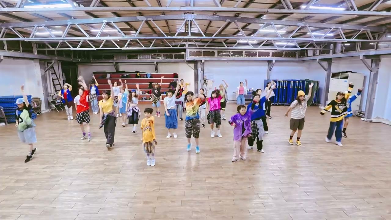 20251112 YUQI(우기) 'M.O.' 大安社區大學 MV流行熱舞 就是愛跳舞