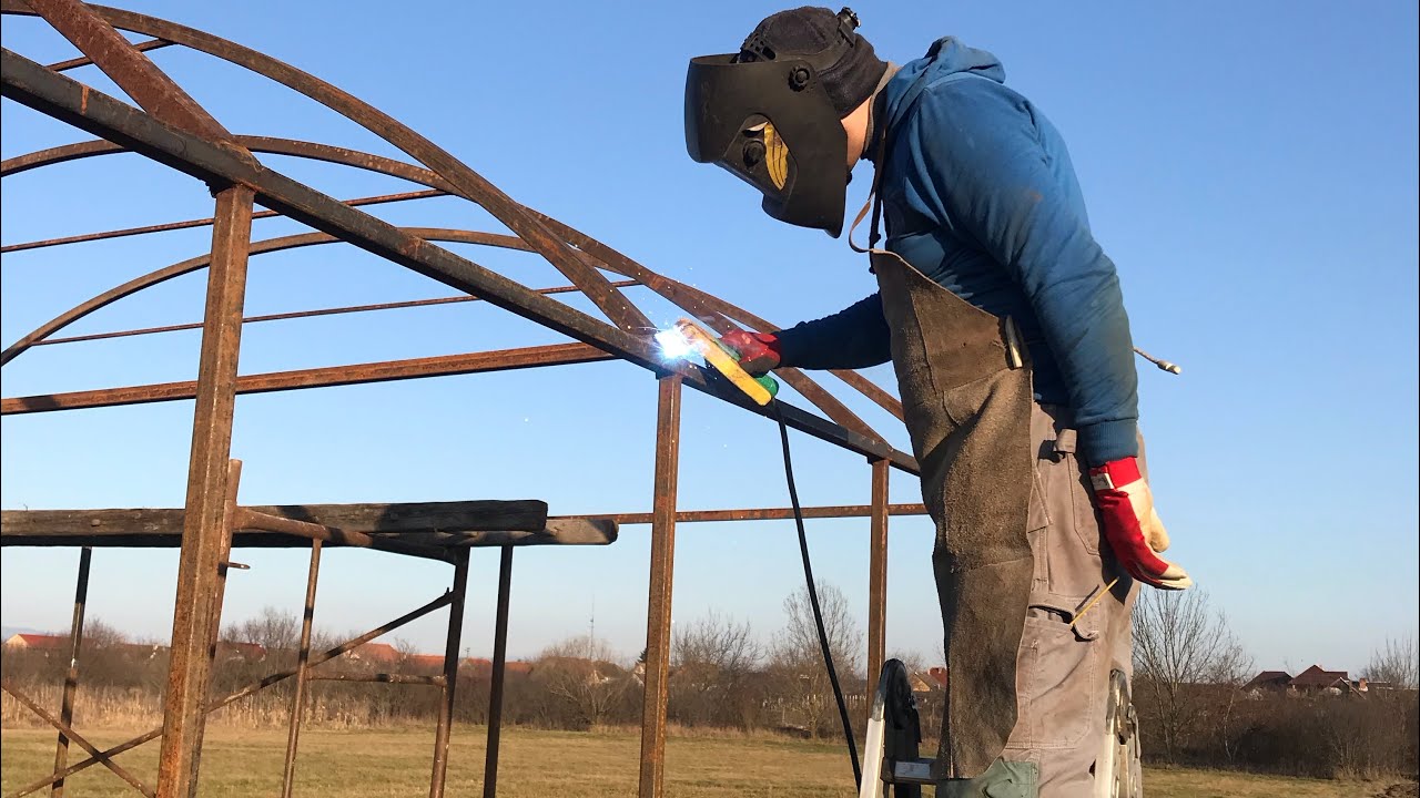 Fac solare la comanda , solar din fier pătrat făcut manual acasa !