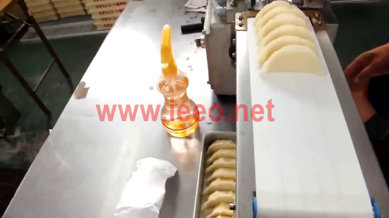 آلة تشكيل وحشو السمبوسه نصف الأتوماتيكية