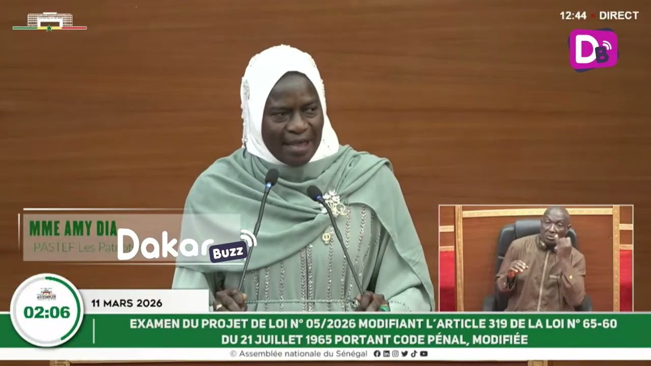 Mère Amy Dia ne rate pas Abdou Mbow et fait exploser l’hémicycle “baxana goor dafa wara ték ci ...