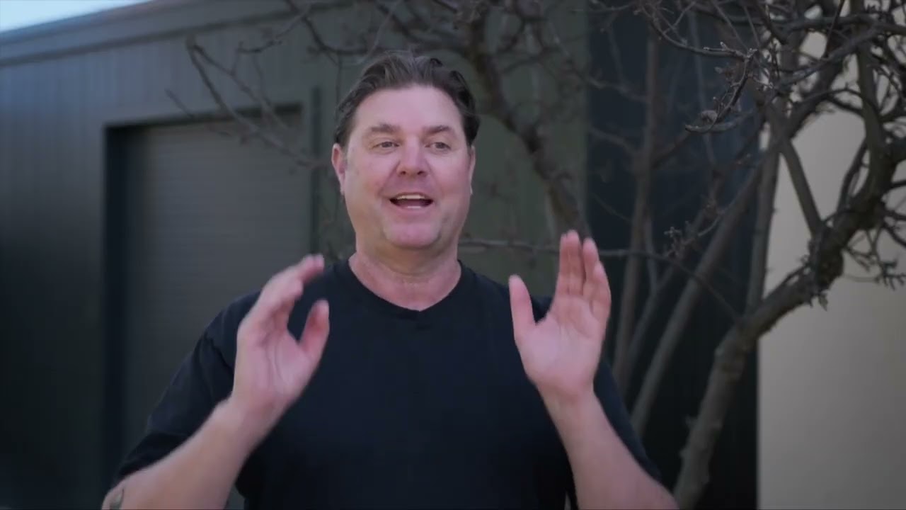 Australia's Best Pools Season 3 - Episode 1. Polaris Hinge & Cos Design