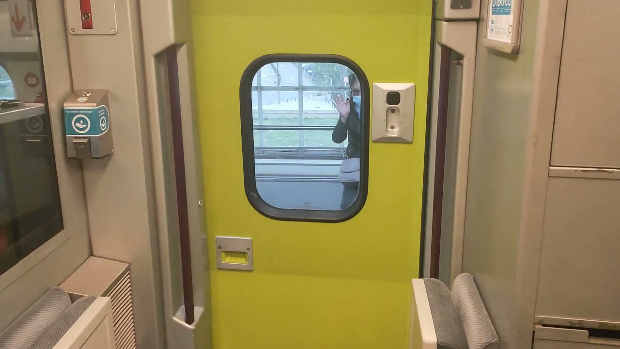 TGV R&eacute;seau Signal sonore et fermeture des portes