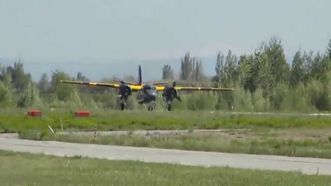 Grumman Tracker Takeoff