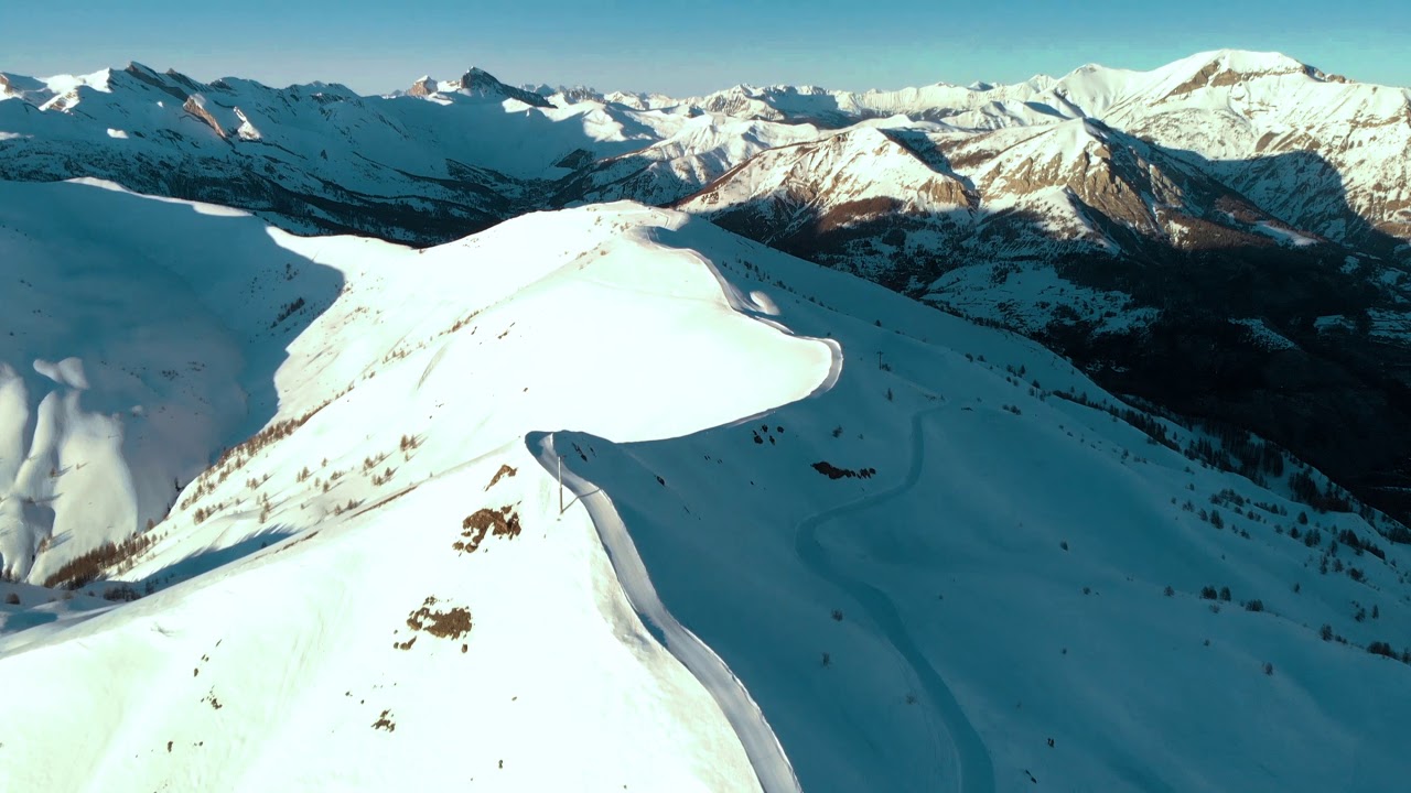 Val d'allos / Le seignus / Aerial drone video