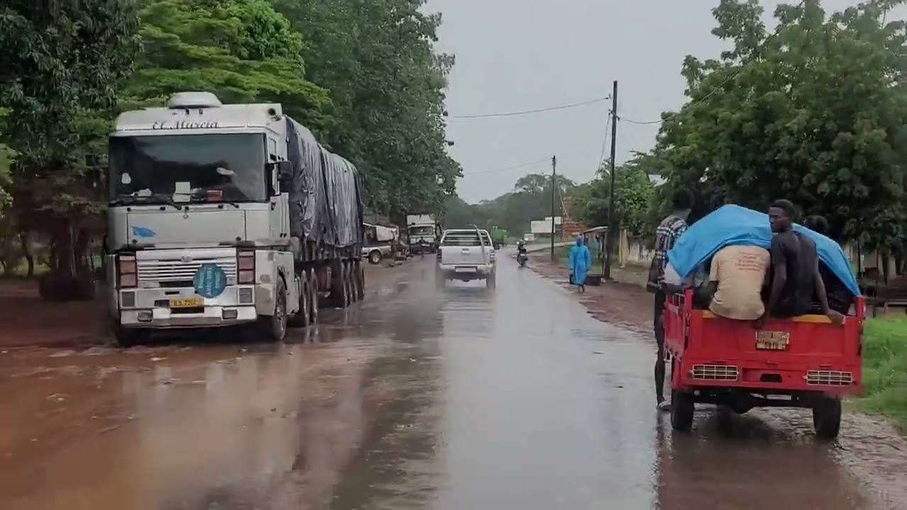 Na estrada para Bafatá, Guiné-Bissau