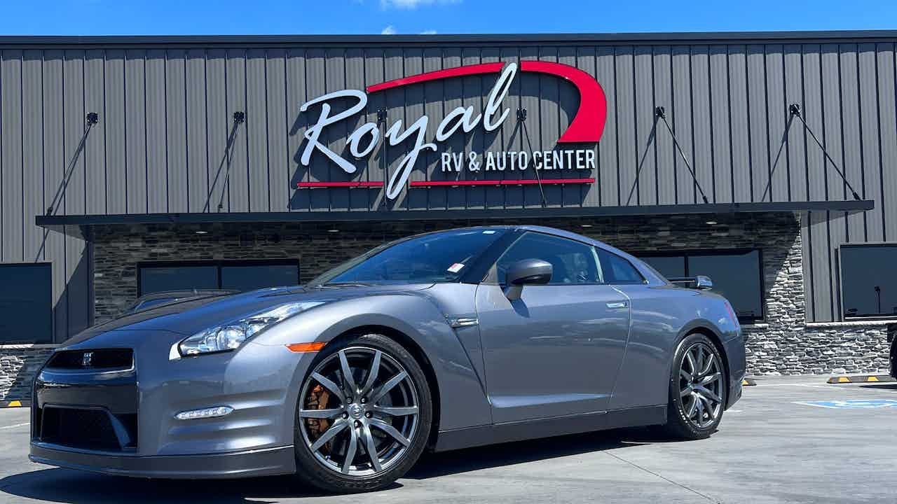 2013 Nissan GTR: Is Godzilla Still Worth 86K!?