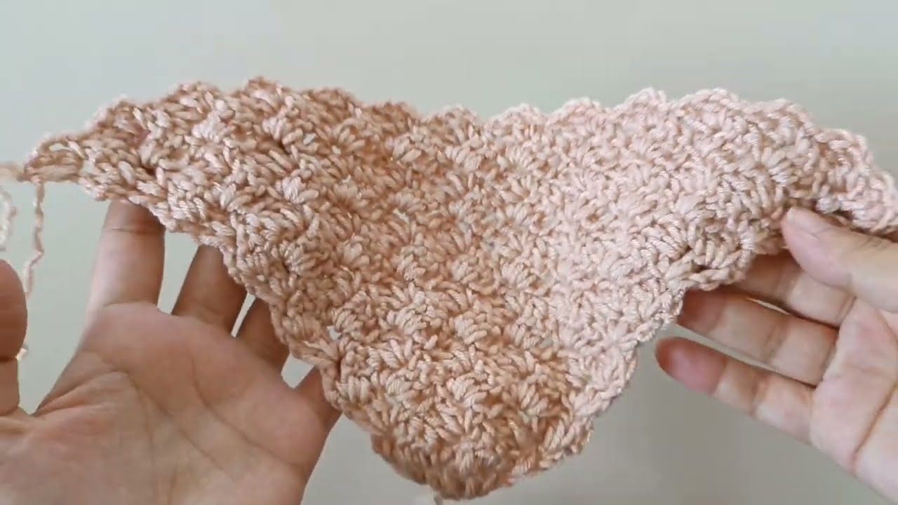 How to crochet  triangle shawl with simple stitch