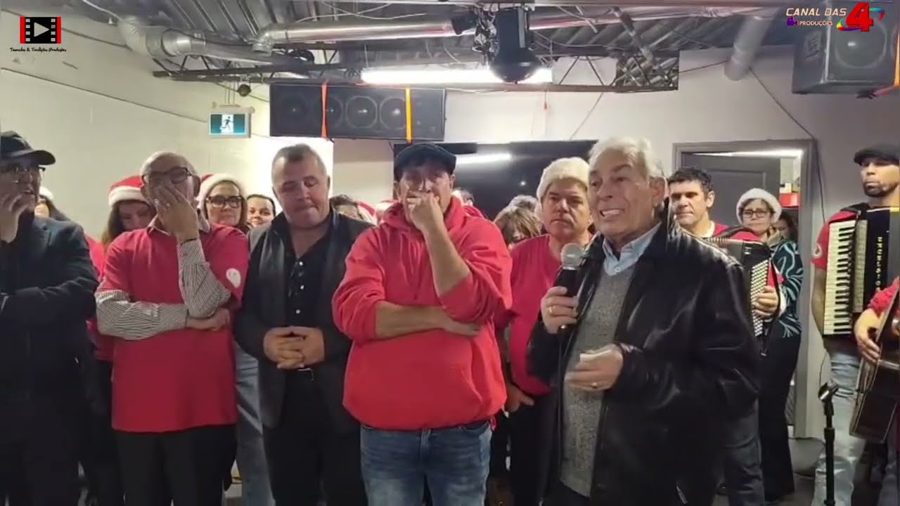 Cantar ao menino na Irmandade do Imigrante em Toronto Canadá 