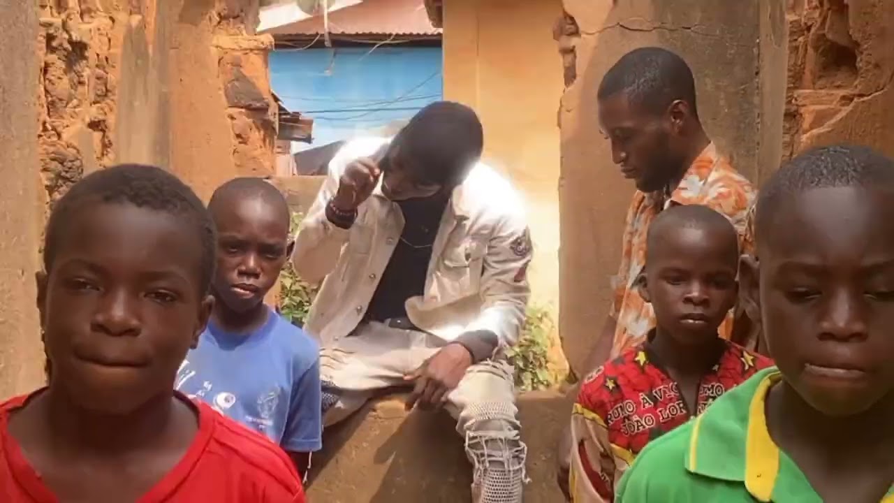 Gucci Marley_-_242 Ce La Base_(clip officiel)_2025