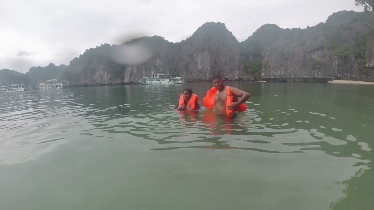 Scary ocean cave in Vietnam 