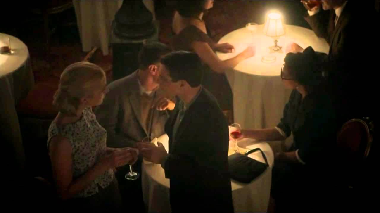 Bill and Virginia balcony scene