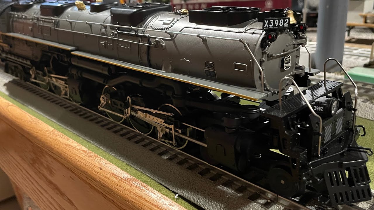 Unboxing and Operating a New Old MTH Union Pacific Challenger Steam Locomotive from 1993