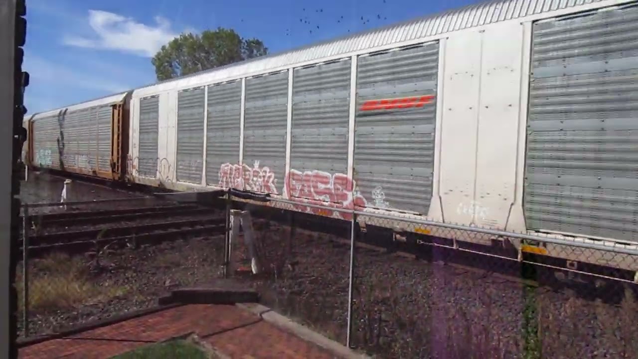 (10-1-2025) CSX westbound autoracks train in Marion Ohio.