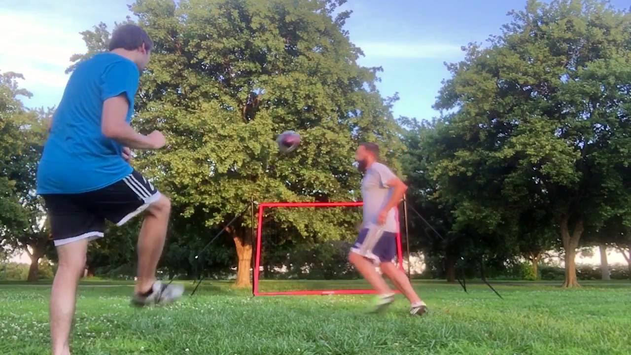 Total Soccer Show plays FUTCHI