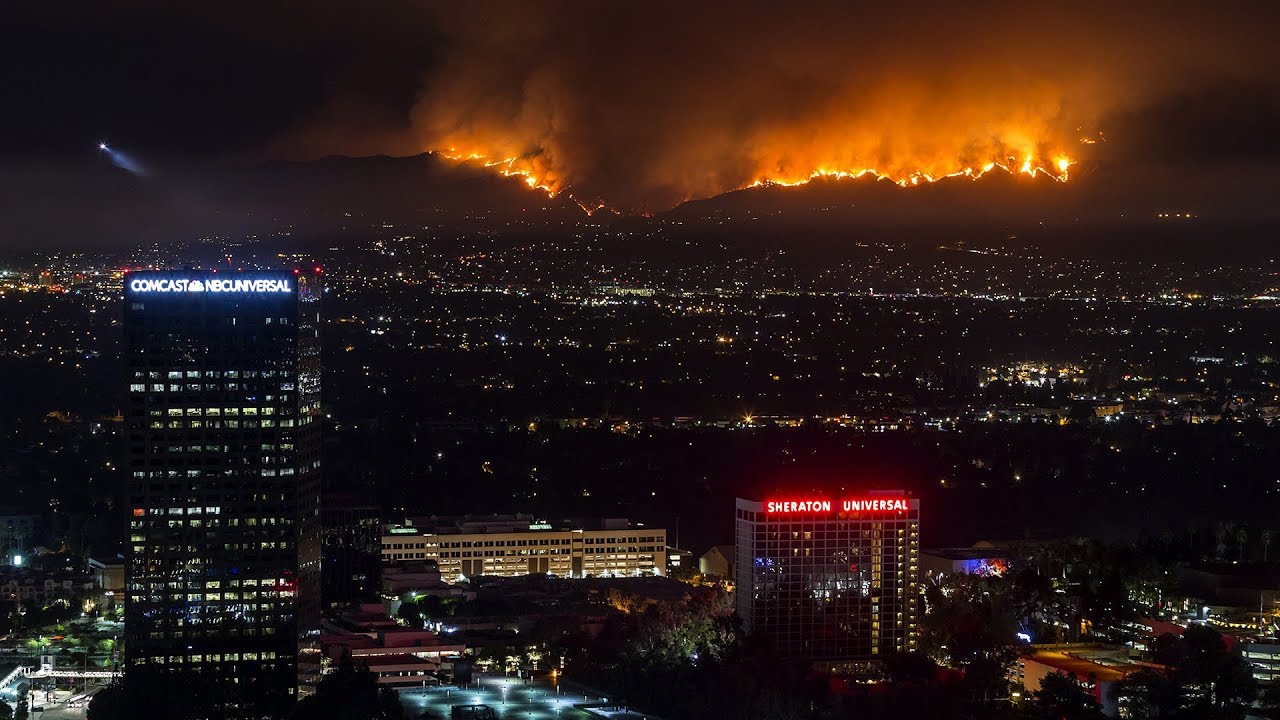 La Tuna Fire, Biggest Wildfire in Los Angeles History - Timelapse Short