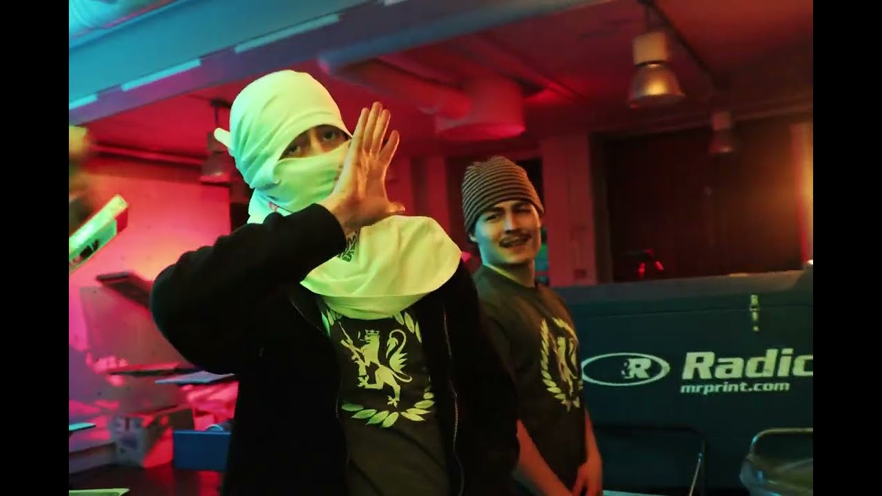 Nasjonal Utgroving - Nasjonal T-Skjorte ft. Hekr (Offisiell Musikkvideo)