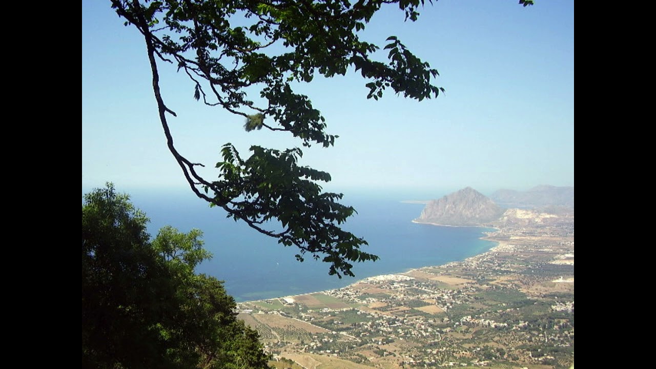 Sicily, Trapani, Segesta, Erice, medieval village. Сицилия, Трапани, Сегеста, Эриче, замок и деревня
