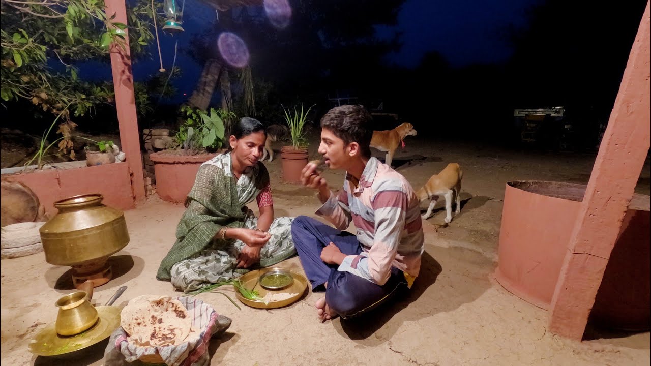 गावाकडचं साधं जेवणाच ताट