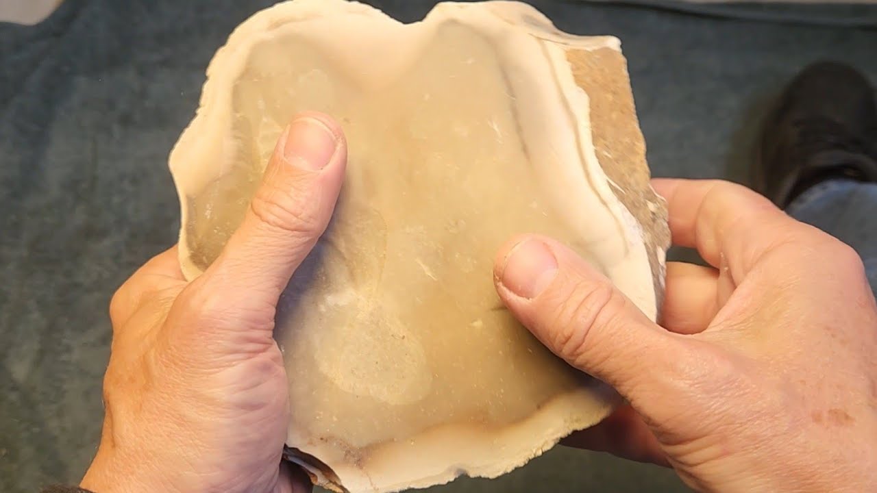 1823 - Flintknapping Big Chunky Heat Treat Down to 8:1 Ratio