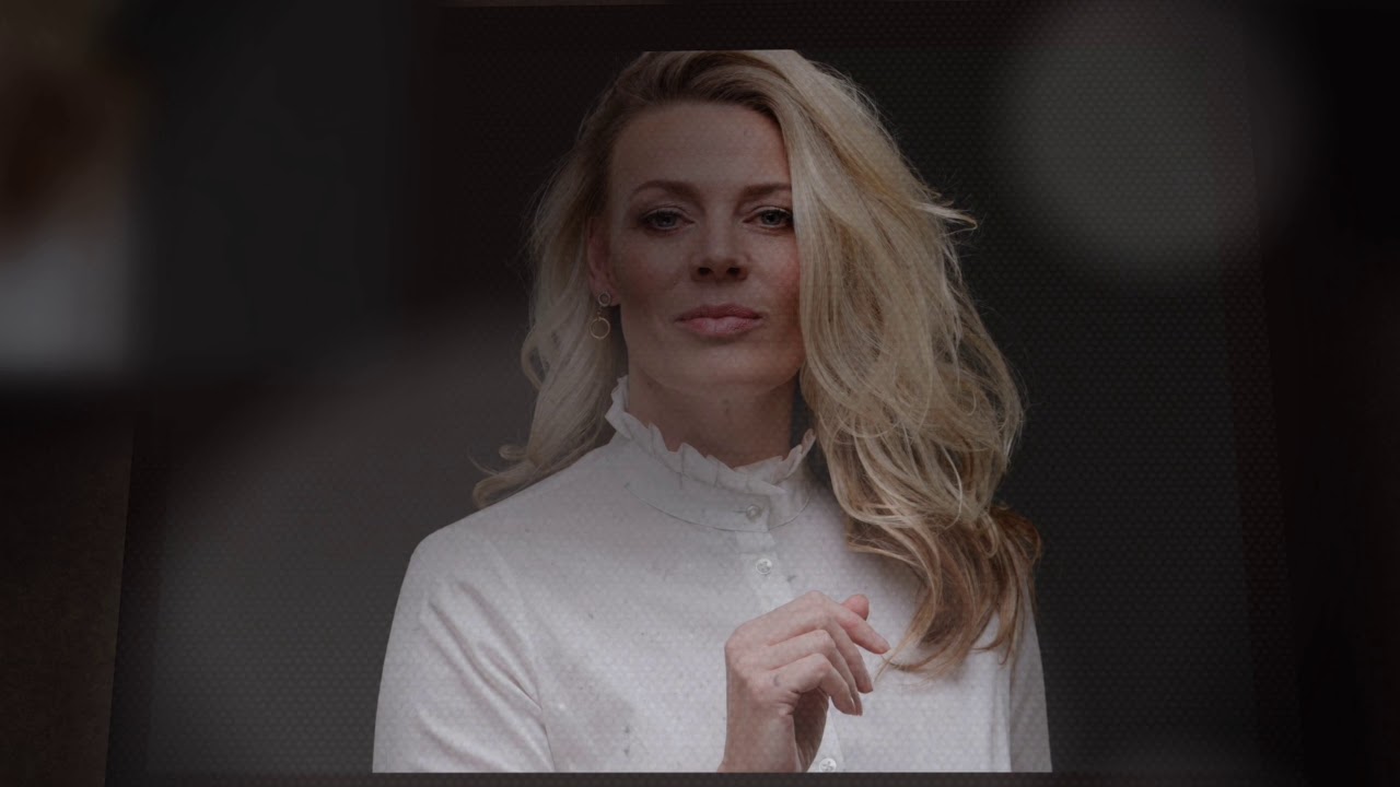 𝐸𝑙𝑖𝑛 𝐼𝑟𝑖𝑠 - Teď poznáte mé pravé já