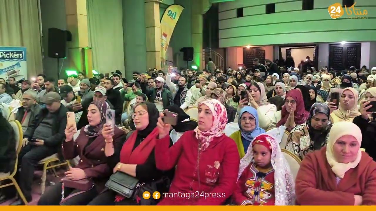 الفنان الأمازيغي انازور محمد انضام يلهب حماس الجمهور ضمن فعاليات مهرجان برشيد في نسخته السابعة 