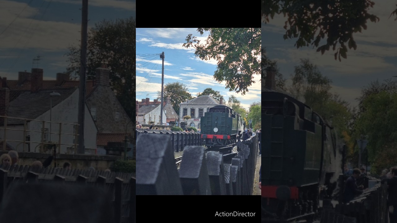 #Part5#Saturday Me, Mum, Grandma and Grandad saw a#SteamTrain on#WarWeekend in#Pickering#England