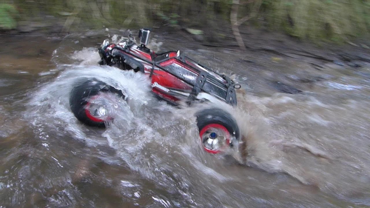 Traxxas Summit, Crawl & Trail fun in water Part 1