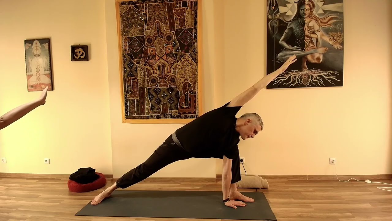 Jogos apšilimas pradedantiesiems | Gentle Yoga Warm-Up (in Lithuanian) #202512