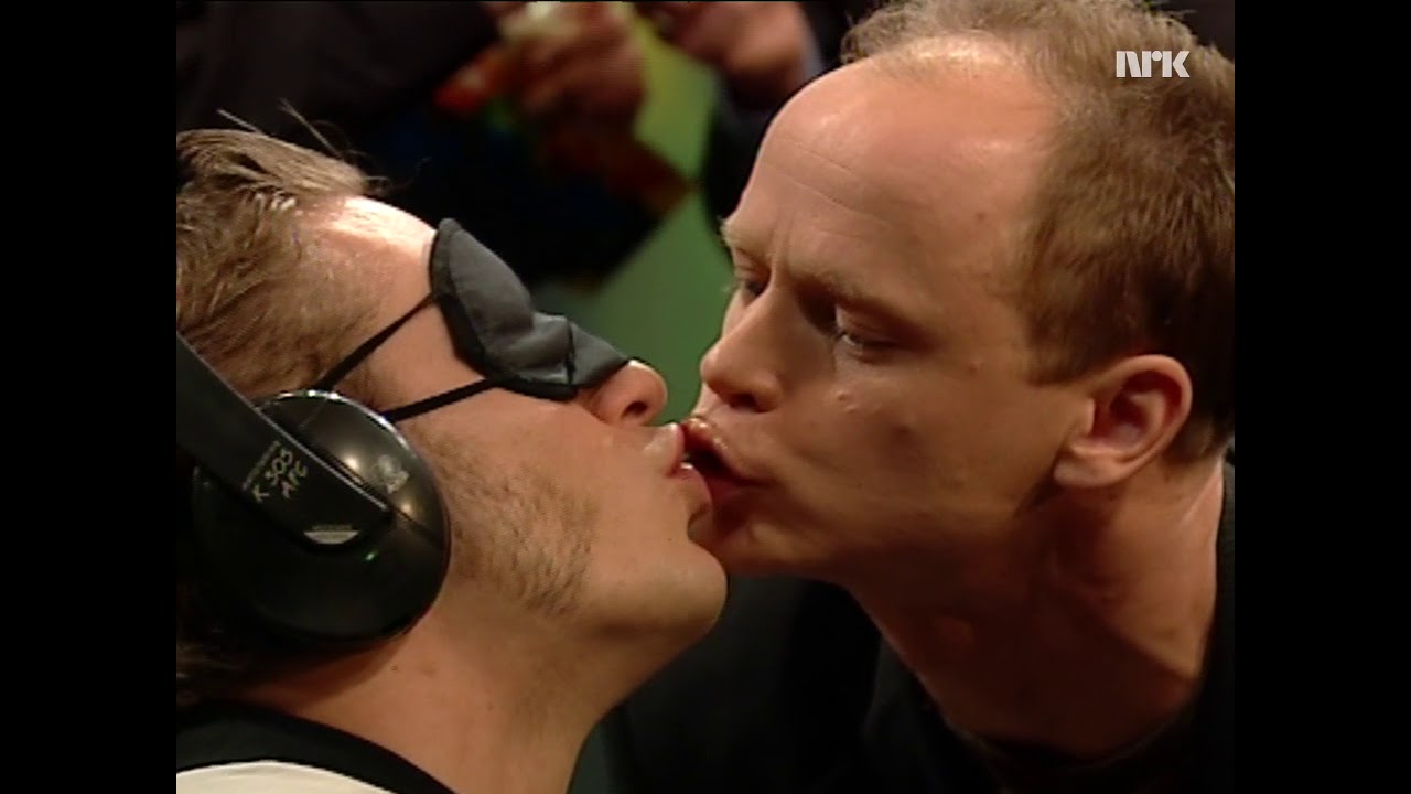 Team Antonsen - Hvem er best til å kysse?