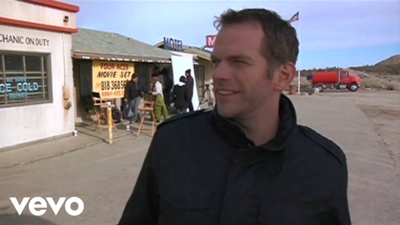 Garou - Stand Up (2 Days In The Desert - Behind The Scenes)