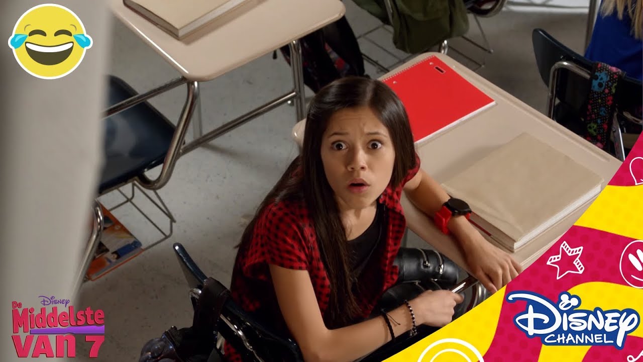 De Middelste van 7 | Beroerde schoolfoto's | Disney Channel BE