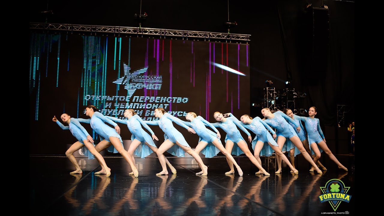 Клуб чирлидинга Фортуна. Чир-джаз команда юниоры.