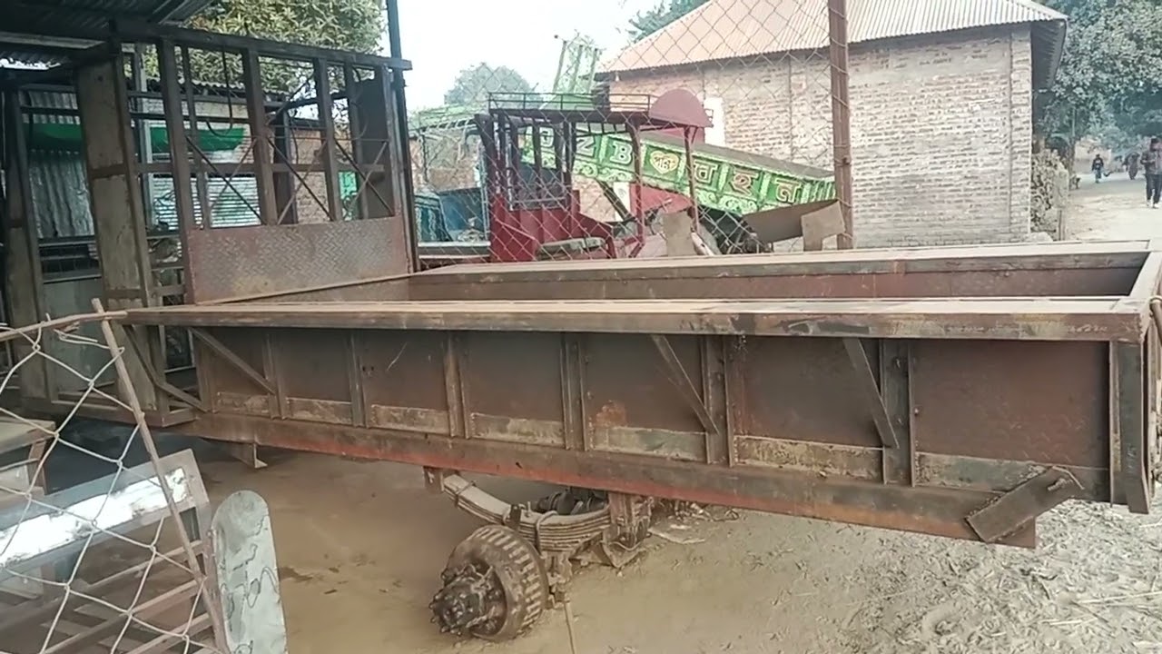 নতুন মডেলের একটি গাড়ি তৈরি করছি ফোরওয়েল গাড়িটির পূর্ণ ভিডিও কয়েকদিনের মধ্যেই পাবেন ইনশাআল্লাহ 