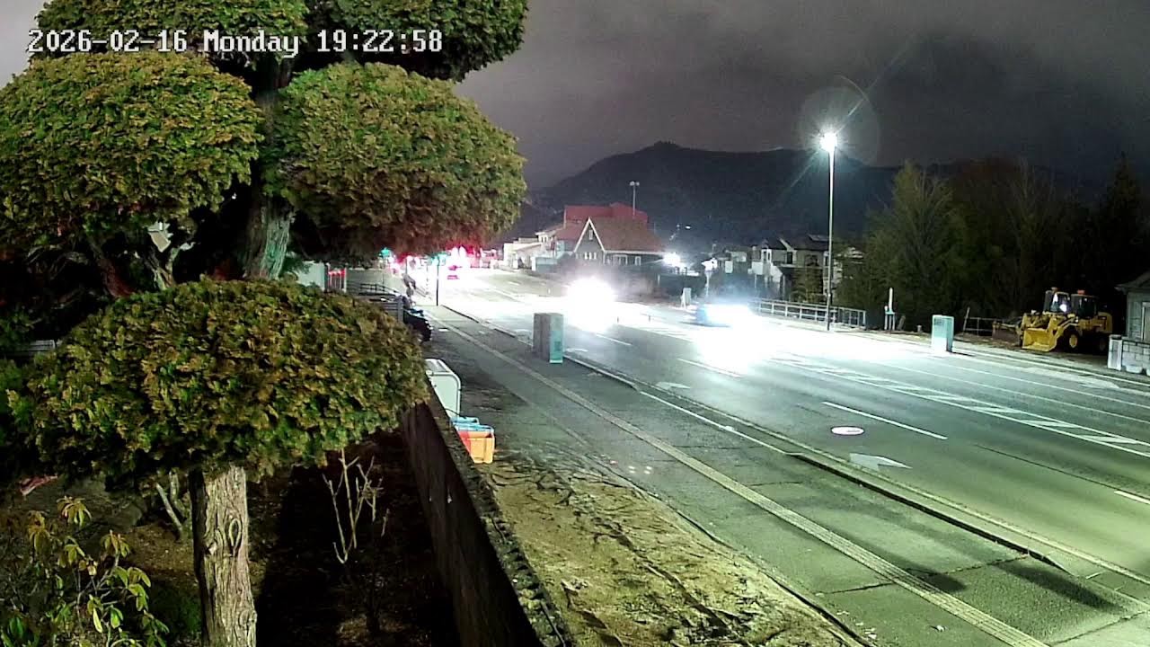 山梨県富士吉田市中曽根ライブカメラ Yamanashi Fujiyoshida Live camera.world.cam